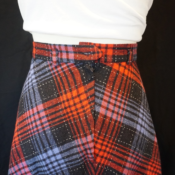 Plaid Vintage High Waisted Skirt - Picture 5 of 7